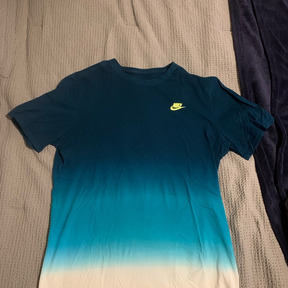 Nike Blend Gradient Ombre The Nike Tee Sz L